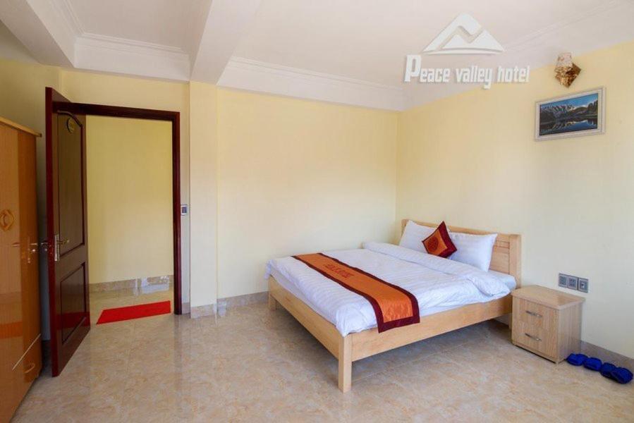 Sapa Peace Valley Hotel Exterior photo